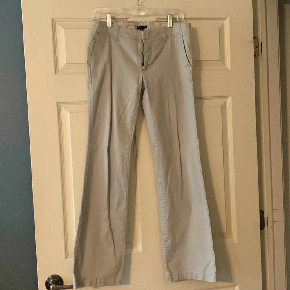 Gap khakis